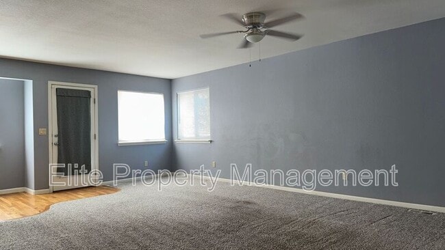 Building Photo - 761 S Laurue Dr