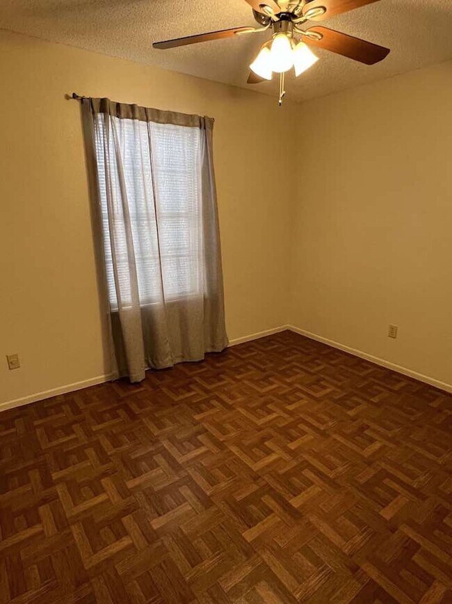 Building Photo - Kenedy Living, LLC (3rd St)