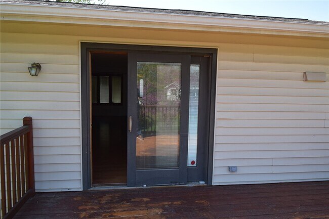 Building Photo - 3626 Blecha Rd