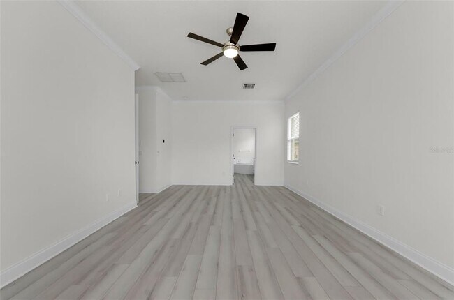 Building Photo - 3033 Stonegate Falls Dr