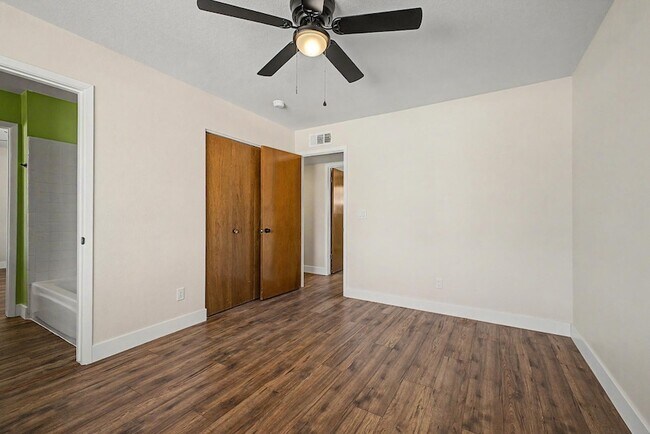 Building Photo - 5133 W McNeil St