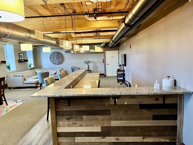 Building Photo - 35 Riverwalk Way