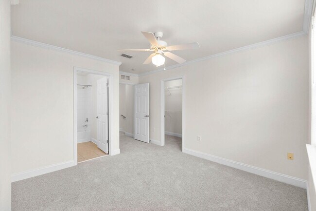 Building Photo - 554 Wingspan Way