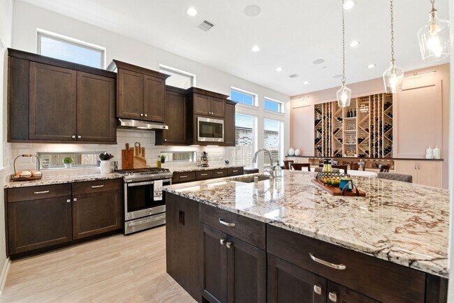 Building Photo - 531 Santa Rosa Hls Dr