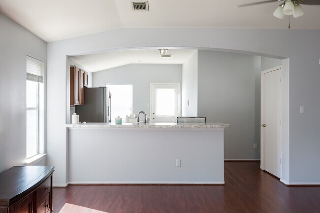 Building Photo - 18311 Olive Leaf Dr