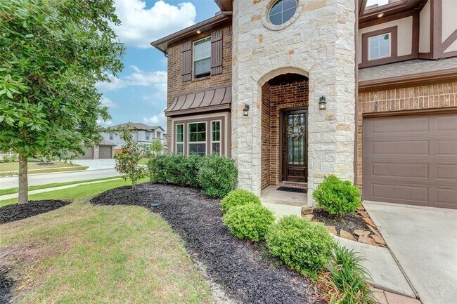 Building Photo - 11730 Twin Creeks Hill Dr