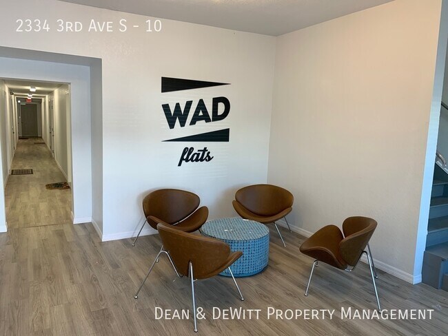 Building Photo - 2334 3rd Ave S