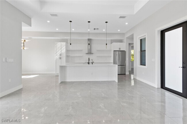 Building Photo - 2740 35th Ave NE