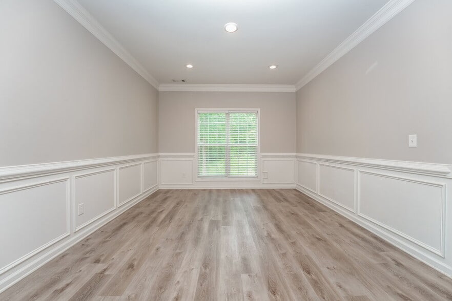 Building Photo - 2054 Jessica Way