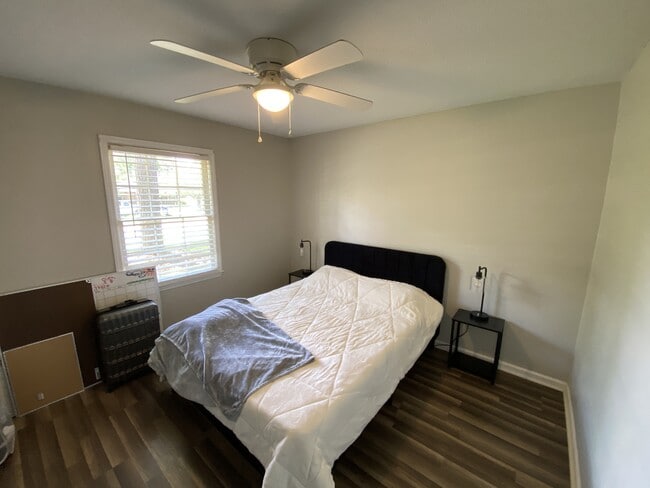 Building Photo - 507 Birchwood Ct