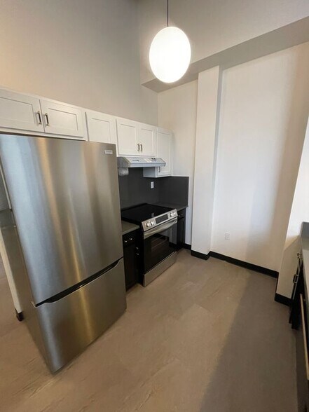 Building Photo - 480 Myrtle St