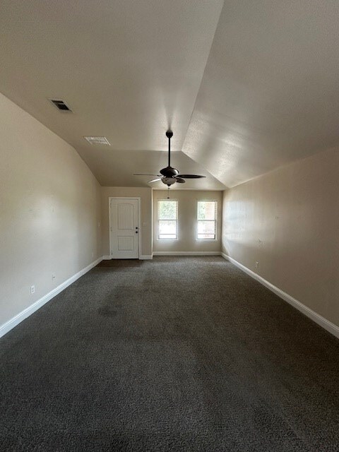 Building Photo - 713 E 96th St