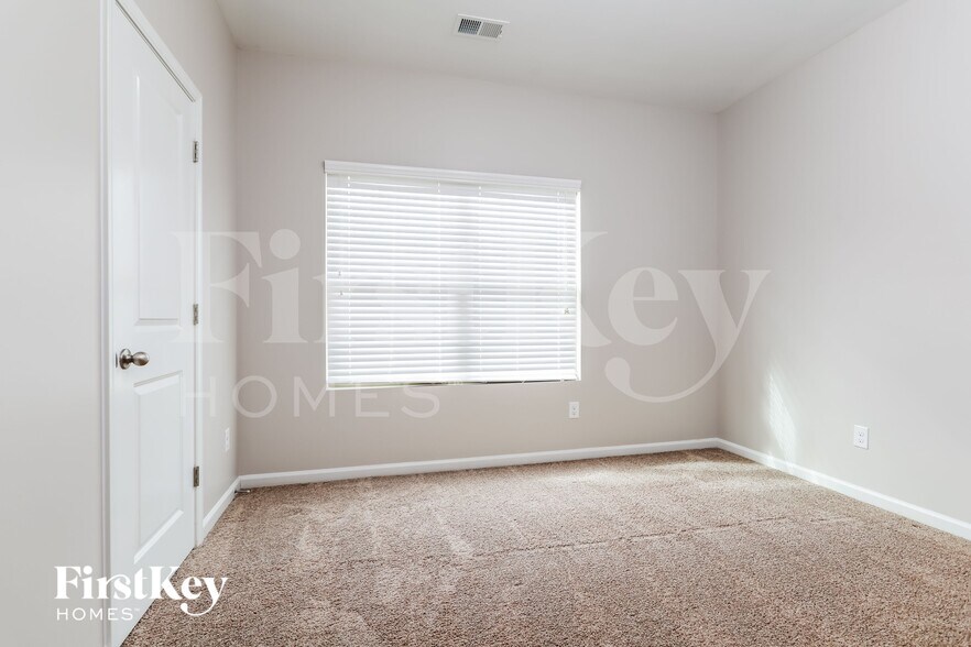 Building Photo - 4210 Windscape Way