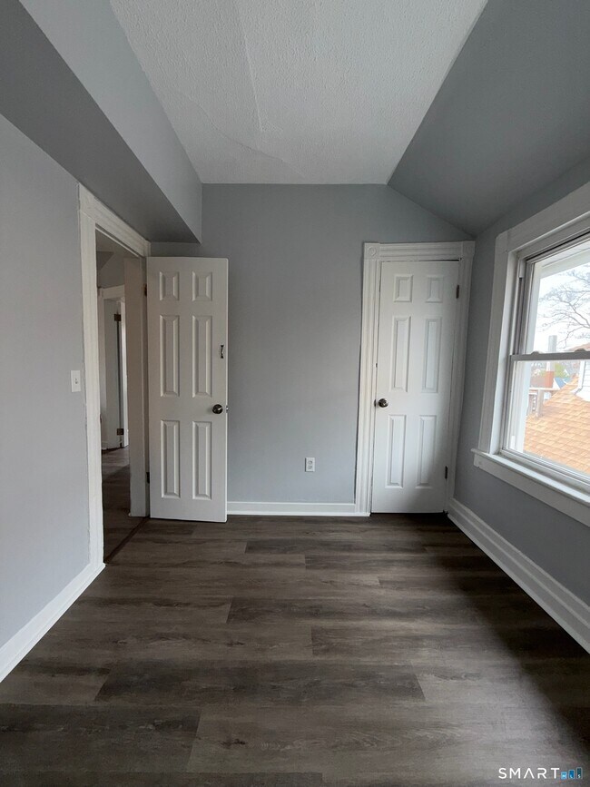 Building Photo - 7-9 Wilson St