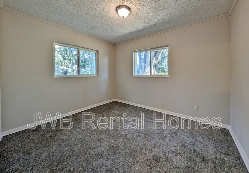 Building Photo - 6623 Granville Pl