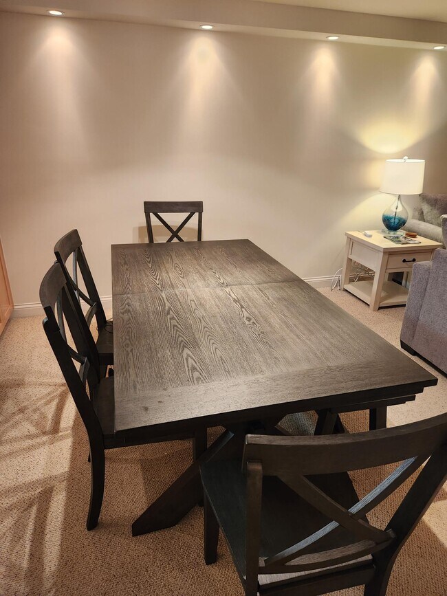 Dining Room - 4465 Ocean Blvd