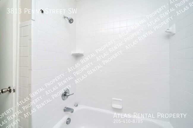 Building Photo - 3813 Penny St SW