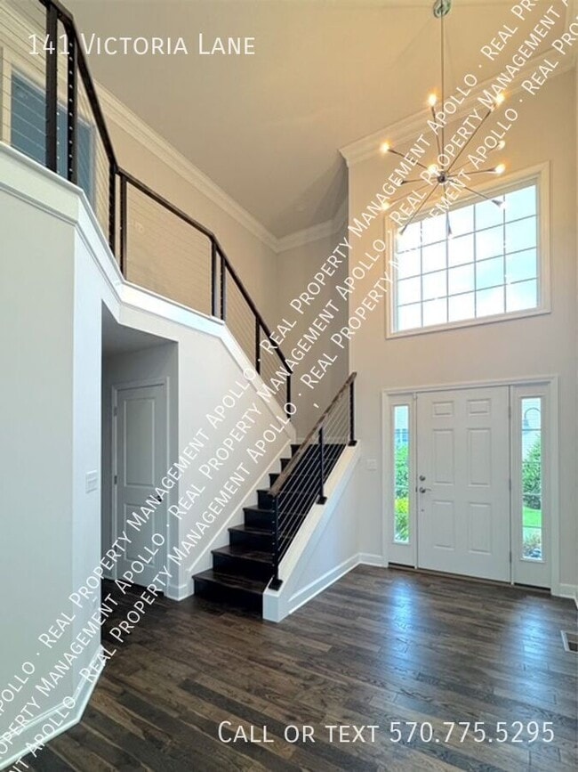 Building Photo - 141 Victoria Ln