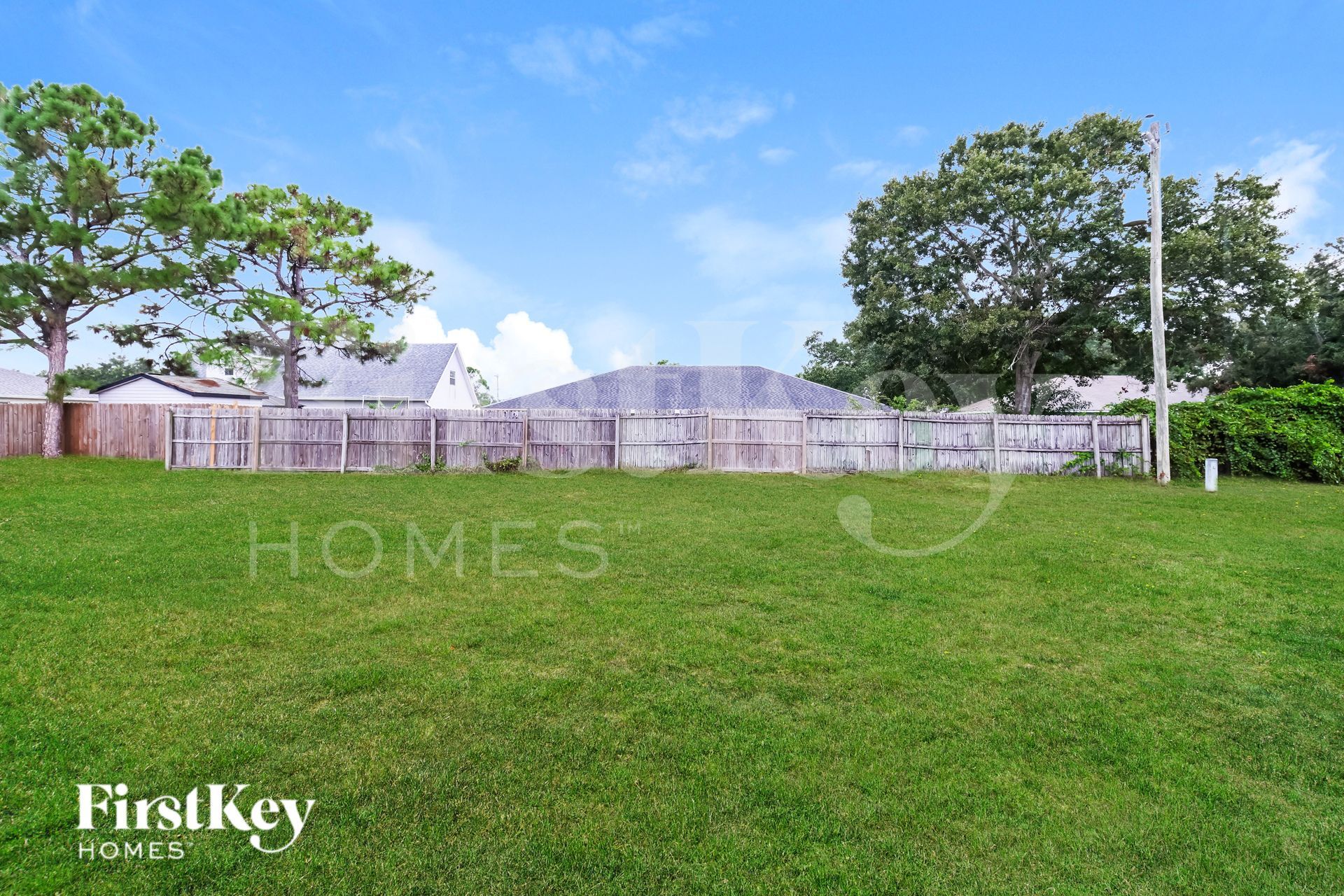 Building Photo - 1164 Schumann Dr