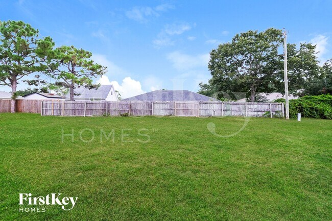 Building Photo - 1164 Schumann Dr