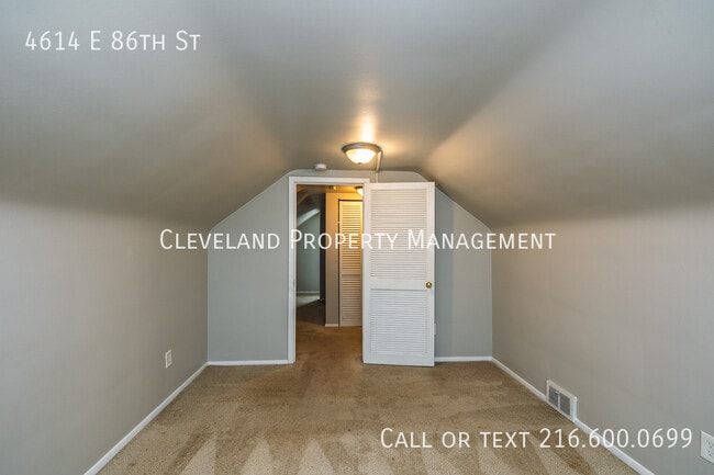 Building Photo - 4614 E 86th St