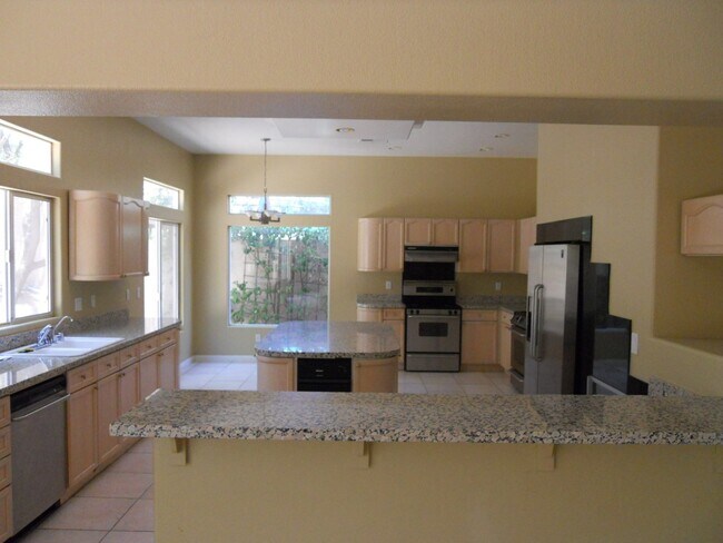 Building Photo - 5 BDR/ 4.5 BTH, Triple Master Home includi...