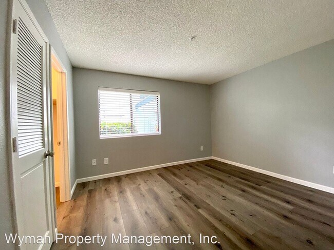 Building Photo - 1 br, 1 bath House - 37 Village Parkway