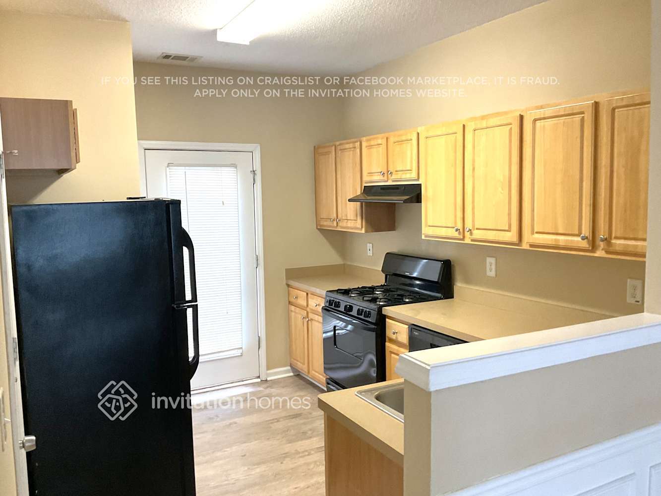 Building Photo - 202 Riverstone Commons Cir