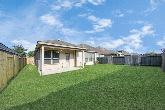 Building Photo - 5318 Royal Press Dr