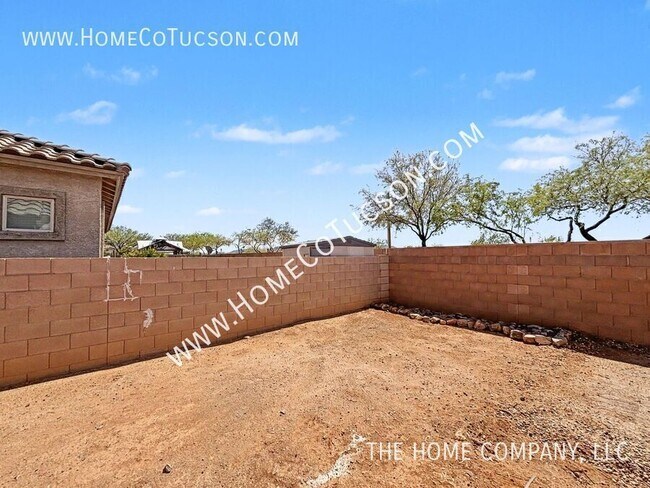 Building Photo - 6411 W Willow Falls Way