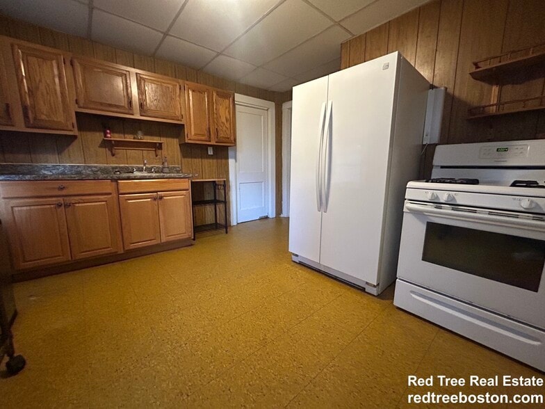 Building Photo - 32 Iffley Rd