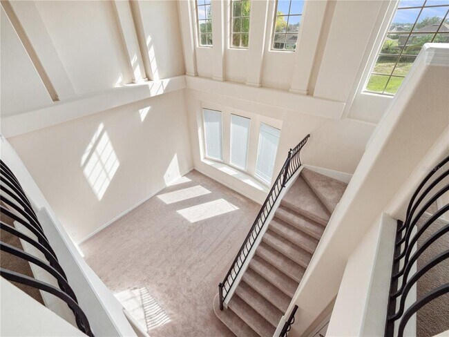 Building Photo - 488 Chelsea Ave