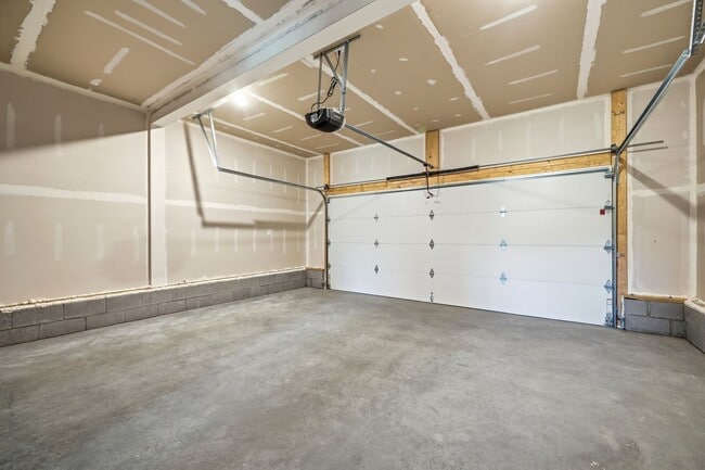 Building Photo - 164 Riva Wy