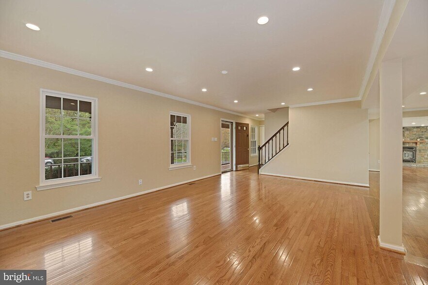 Building Photo - 4813 Marymead Dr