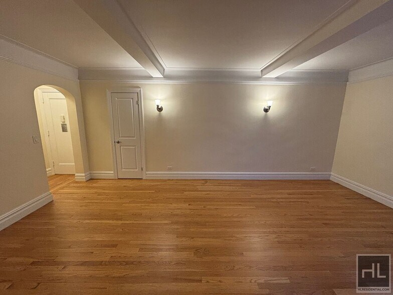 Building Photo - Christopher Street