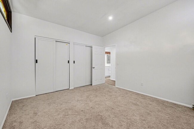 Building Photo - 1119 E. McMillan-F