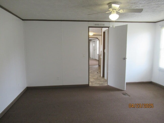 Building Photo - 3185 Homestead Rd