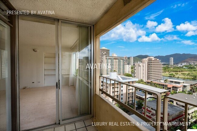 Building Photo - 225 Ka?iulani Ave