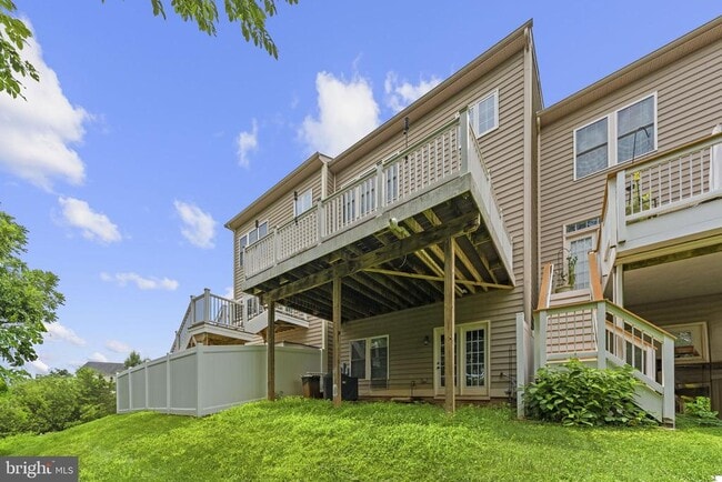 Building Photo - 21268 Park Grove Terrace