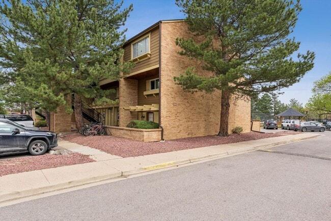 Building Photo - 3000 Colorado Ave
