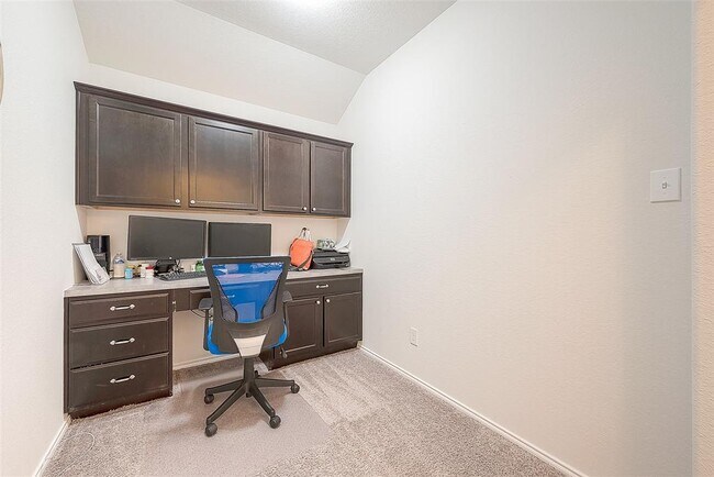 Building Photo - 15919 Tug Ct
