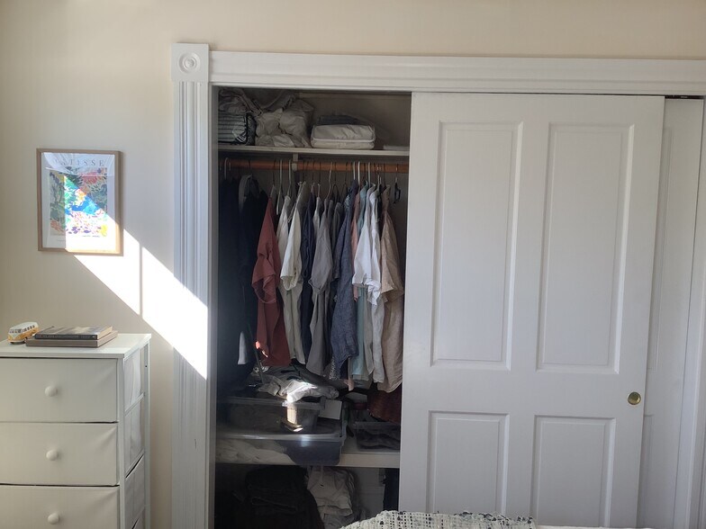 Building Photo - 74 Mount Pleasant Ave