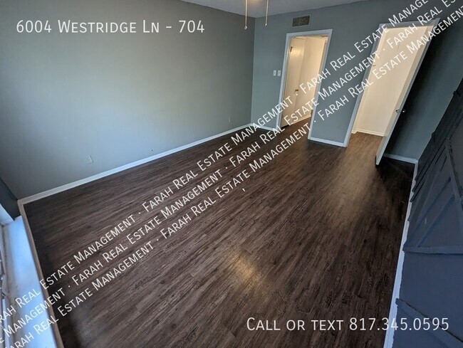 Building Photo - 6004 Westridge Ln