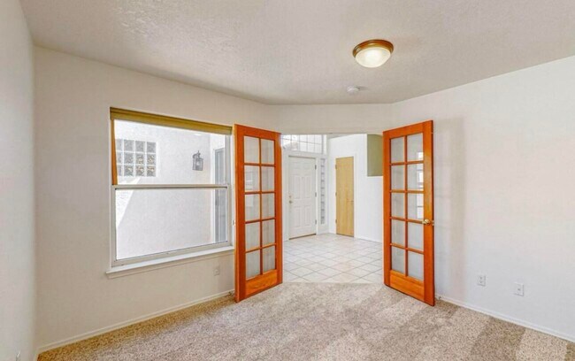 Building Photo - 13124 Calle Azul SE
