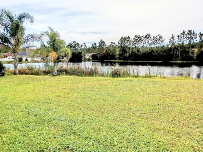 Building Photo - 112 Goldenrod Lake Dr