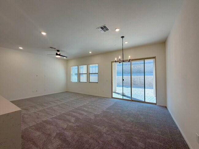 Building Photo - 519 La Vis Acrs Ln