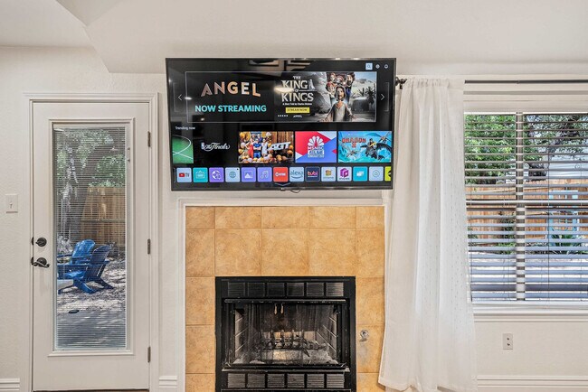 Building Photo - 7108 Dallas Dr