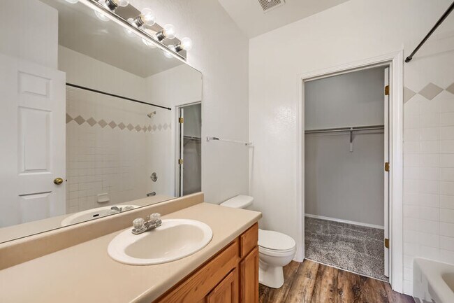 Building Photo - 3060 Mandalay Grove