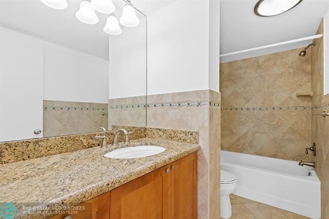 Building Photo - 1 Las Olas Cir