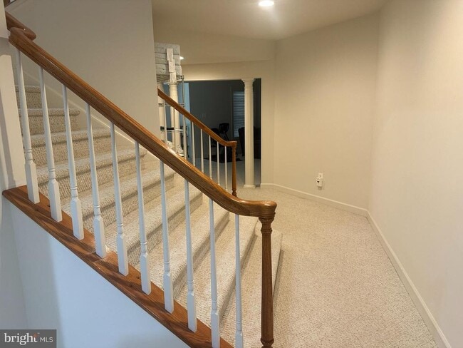 Building Photo - 7505 Redland Park Pl